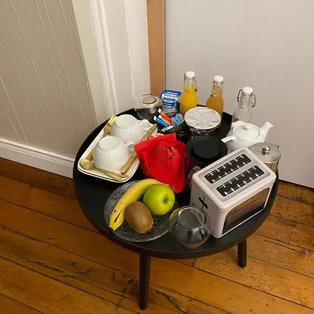 Hypolite Bed & Breakfast *